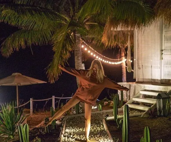 Tropical Glamping Nusa Penida - Private Romantic Seaside Diamond Villa