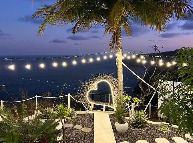 Tropical Glamping Nusa Penida - Private Romantic Seaside Diamond *